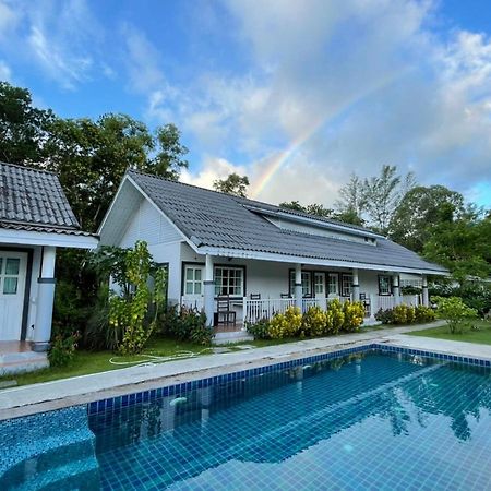 Suksompong Resort Кхаулак Экстерьер фото